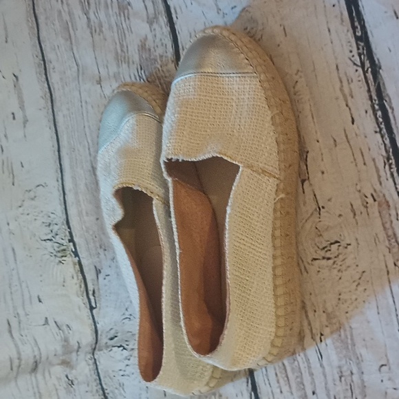 Clara Duran Off White Tweed Silver Captoe Espadrille 1" Platform Slip ons 37 7 - Picture 7 of 11